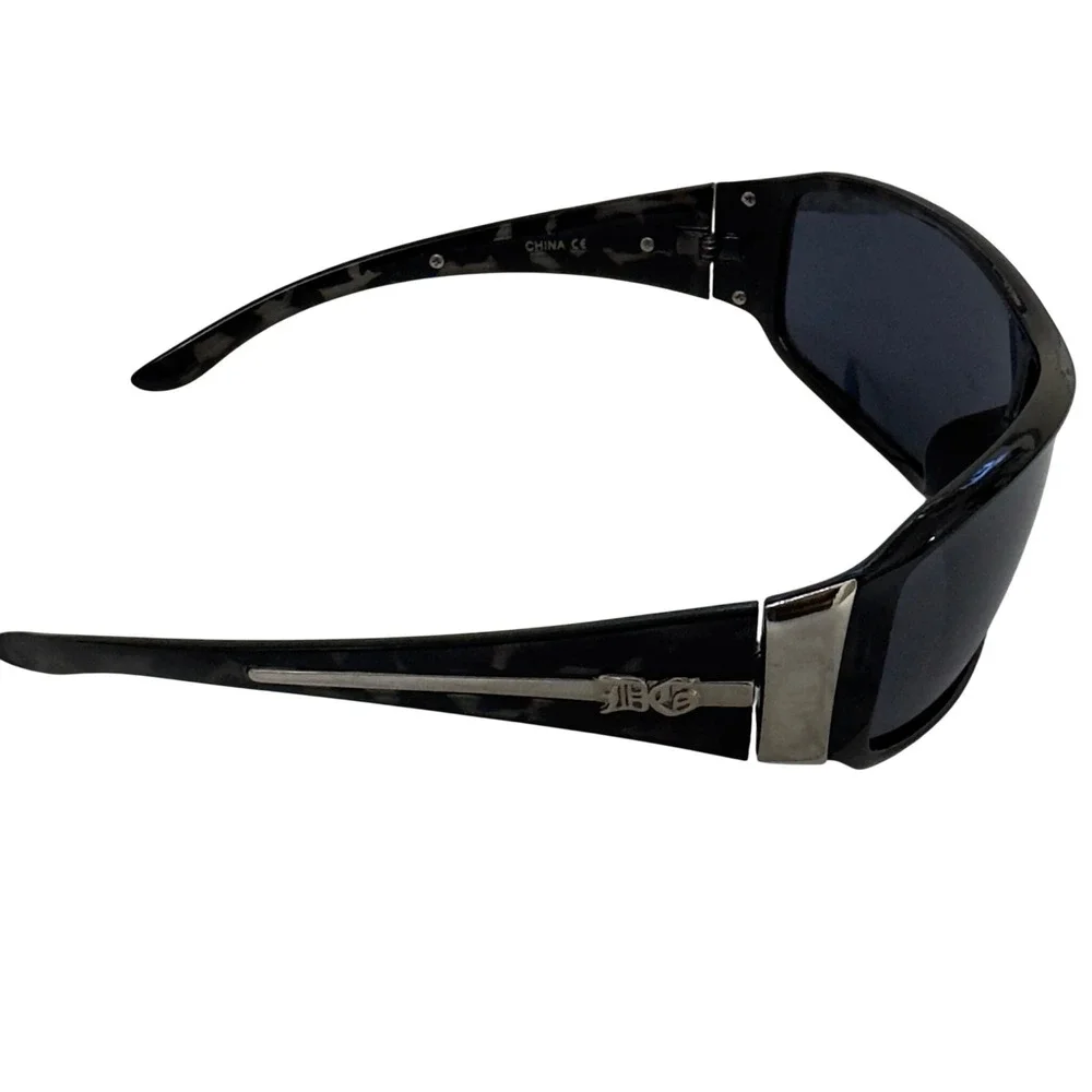 Vintage Y2K DG Black Wraparound Shield Sunglasses Gothic Logo 2000s It Girl